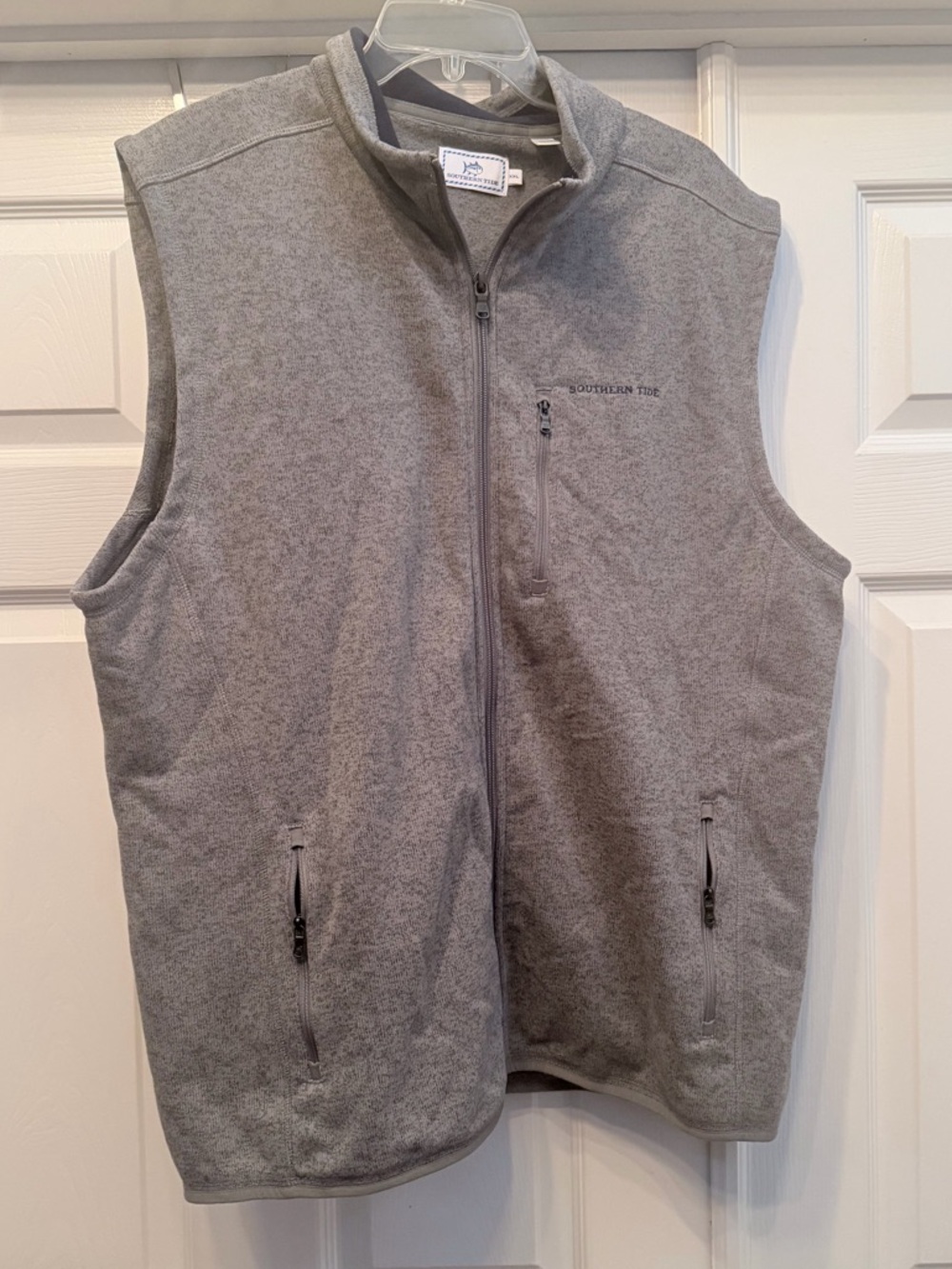 SOUTHERN TIDE ZIP UP VEST (SIZE XXL)